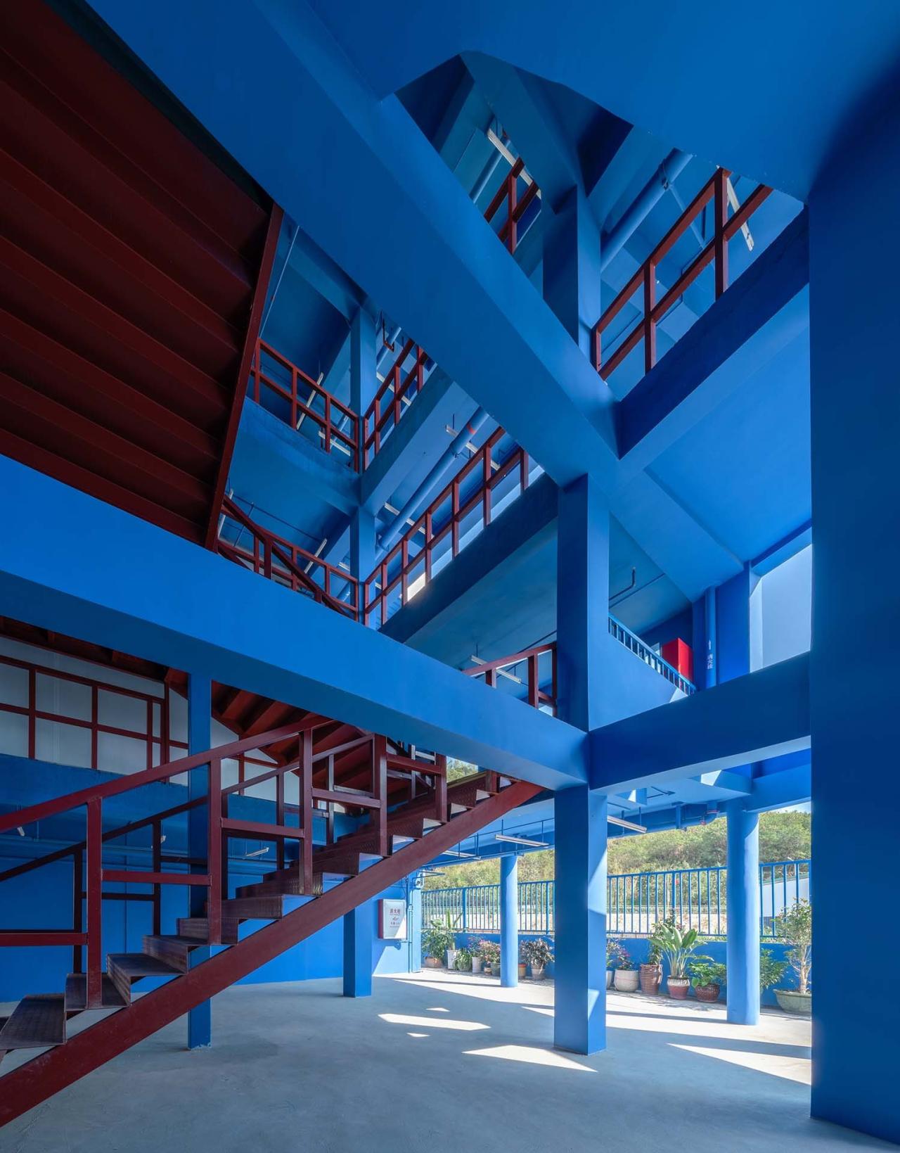 BIM建筑|深圳蓝白艺术院校 / 万社设计 BIM建筑|深圳蓝白艺术院校 / 万社设计