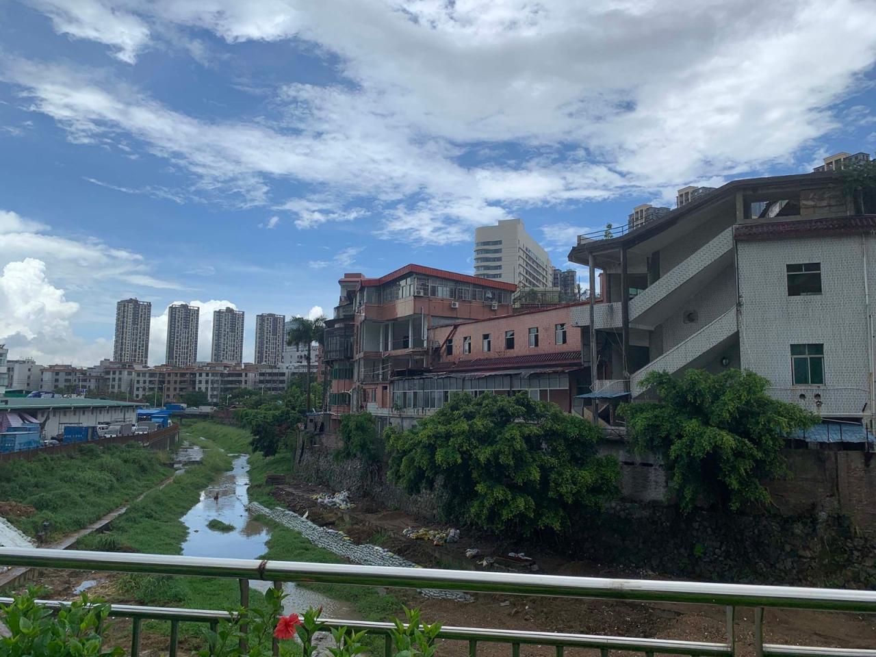 BIM建筑|深圳蓝白艺术院校 / 万社设计 BIM建筑|深圳蓝白艺术院校 / 万社设计