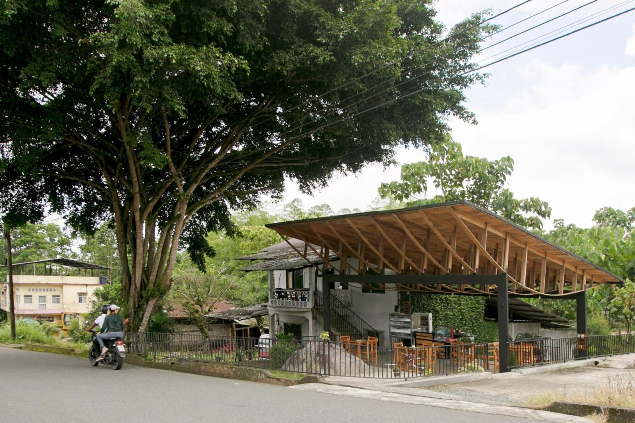 BIM建筑|村口榕树下,社区公共空间 Ficus Alto / Natura Futura Arquitectura BIM建筑|村口榕树下,社区公共空间 Ficus Alto / Natura Futura Arquitectura