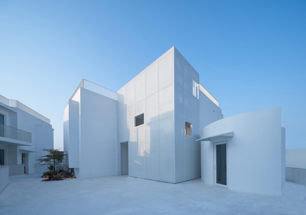 BIM建筑|漂浮的房子 / 巢羽建筑设计事务所 BIM建筑|漂浮的房子 / 巢羽建筑设计事务所