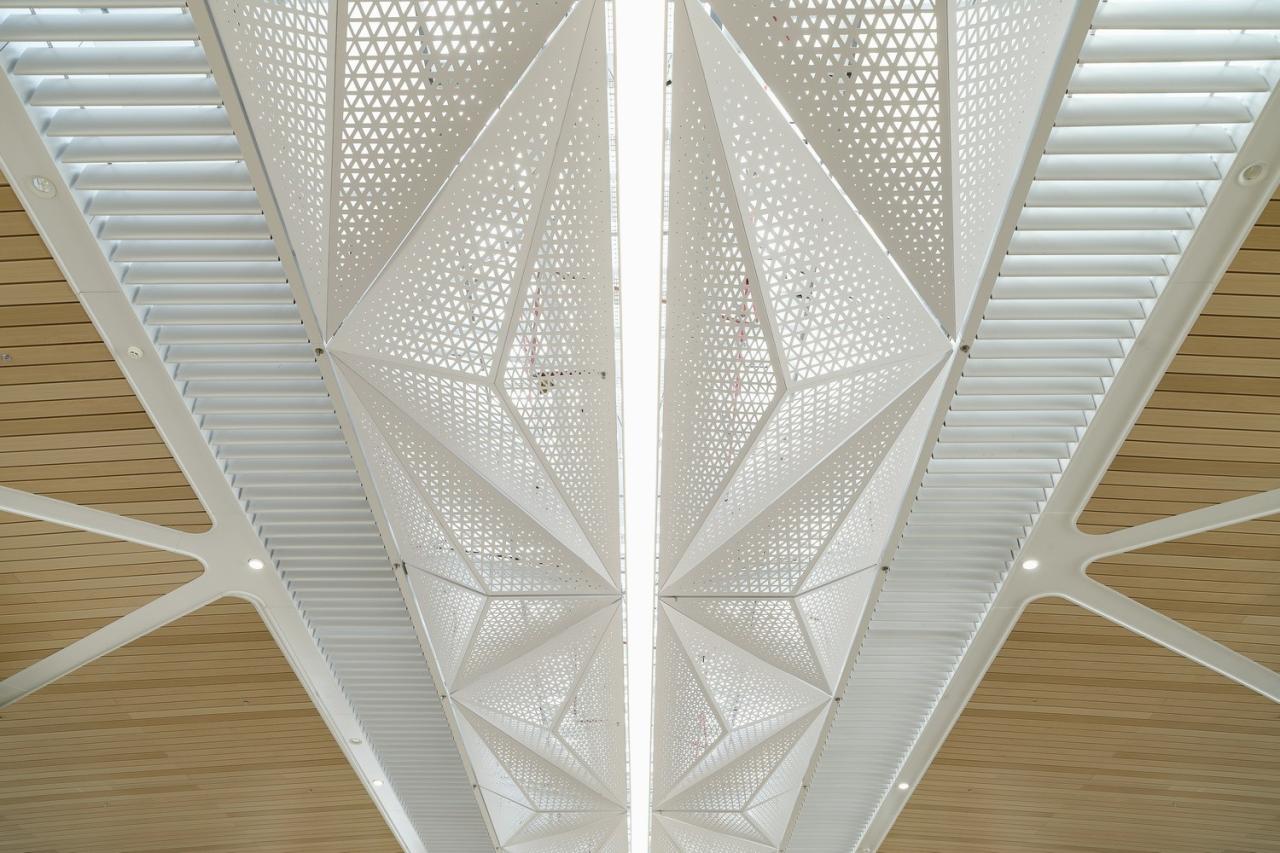 BIM建筑|航空建筑新标杆:深圳宝安国际机场卫星厅 / GDAD、Aedas、兰德隆与布朗 BIM建筑|航空建筑新标杆:深圳宝安国际机场卫星厅 / GDAD、Aedas、兰德隆与布朗