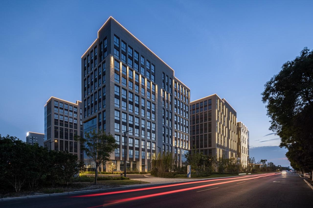 BIM建筑|“新冠疫情”和“逆全球化”冲击下,产业社区“破局”的六大路径 / 三益中国 BIM建筑|“新冠疫情”和“逆全球化”冲击下,产业社区“破局”的六大路径 / 三益中国