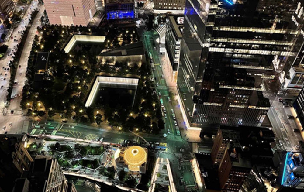 BIM建筑|卡拉特拉瓦的世贸中心教堂首次照明 BIM建筑|卡拉特拉瓦的世贸中心教堂首次照明