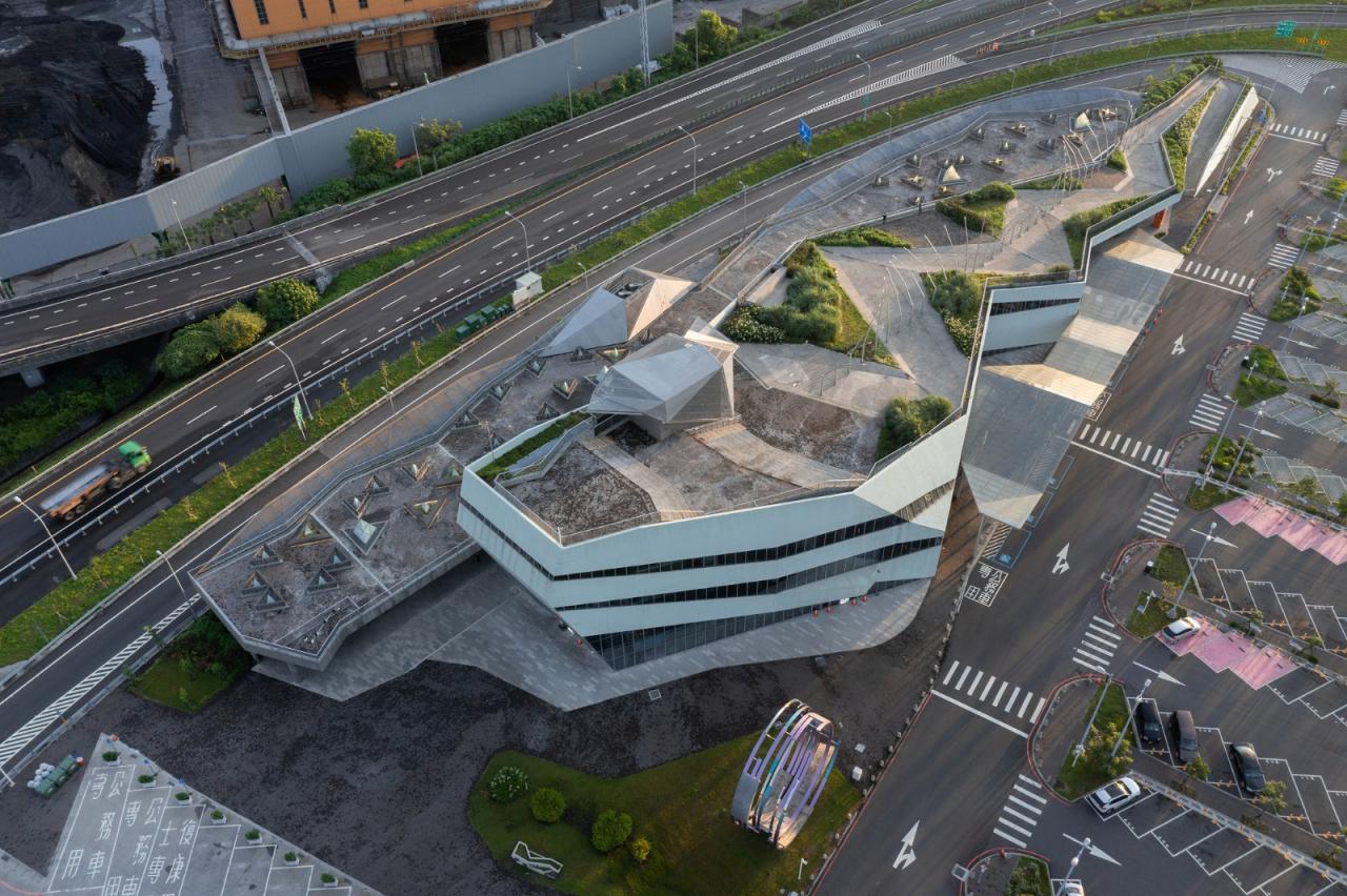 BIM建筑|苏澳高速公路休息区及服务区 / 翁祖模建筑师事务所 BIM建筑|苏澳高速公路休息区及服务区 / 翁祖模建筑师事务所