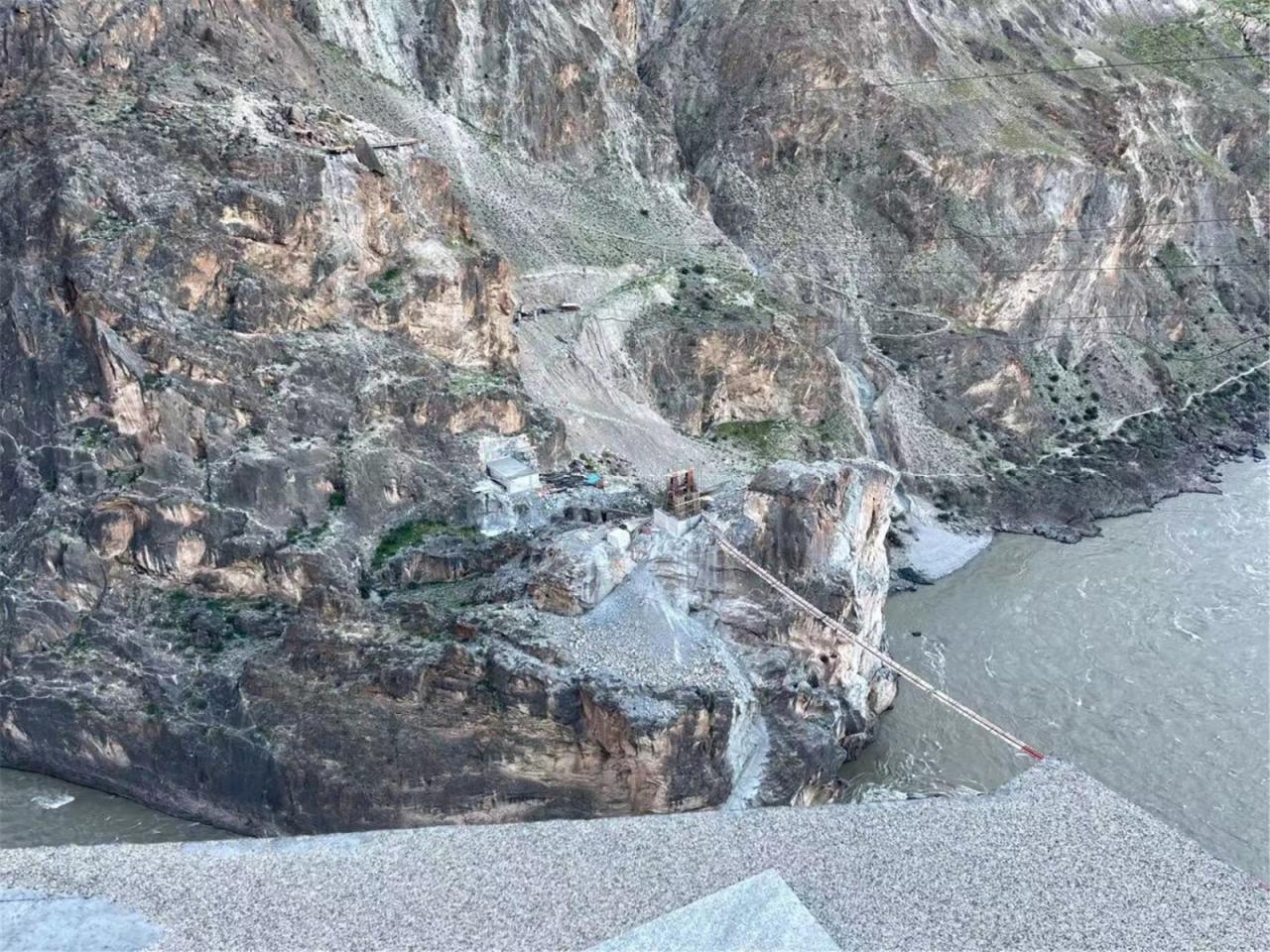 BIM建筑|高寒高海拔地区的当代建筑实践 / 小隐建筑 BIM建筑|高寒高海拔地区的当代建筑实践 / 小隐建筑