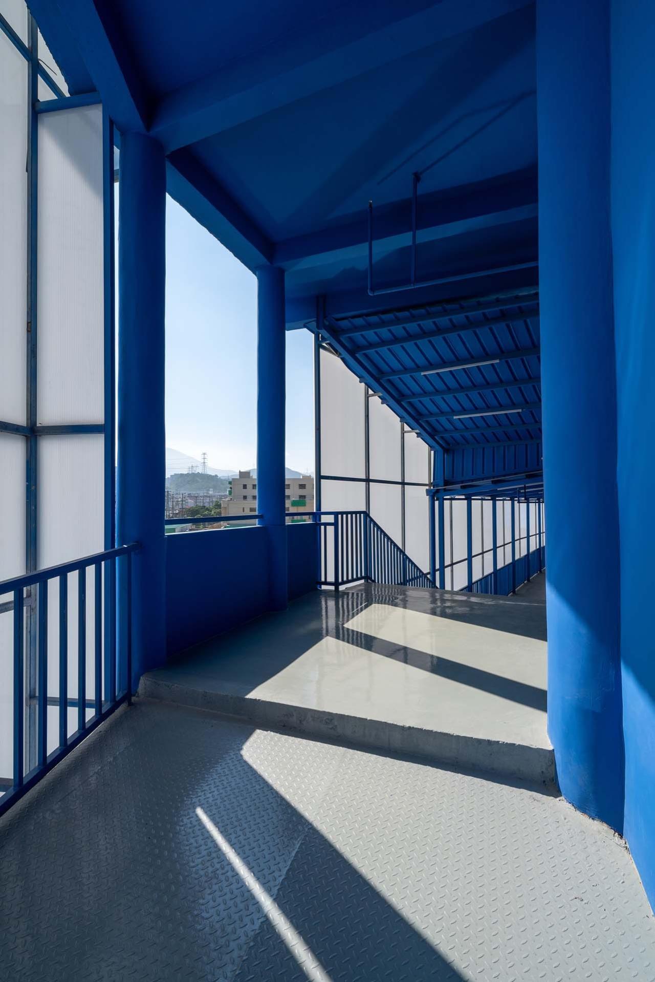 BIM建筑|深圳蓝白艺术院校 / 万社设计 BIM建筑|深圳蓝白艺术院校 / 万社设计