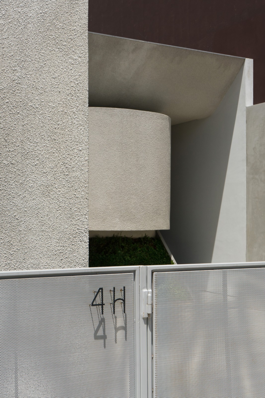 BIM建筑|狭长地形下的独立住宅:YD 住宅 / Isso Architects BIM建筑|狭长地形下的独立住宅:YD 住宅 / Isso Architects