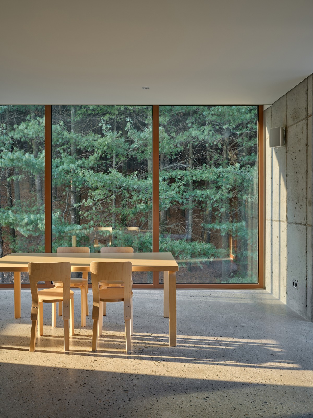 BIM建筑|流水墙体,泰瑞咖啡馆 / NAMELESS Architecture BIM建筑|流水墙体,泰瑞咖啡馆 / NAMELESS Architecture