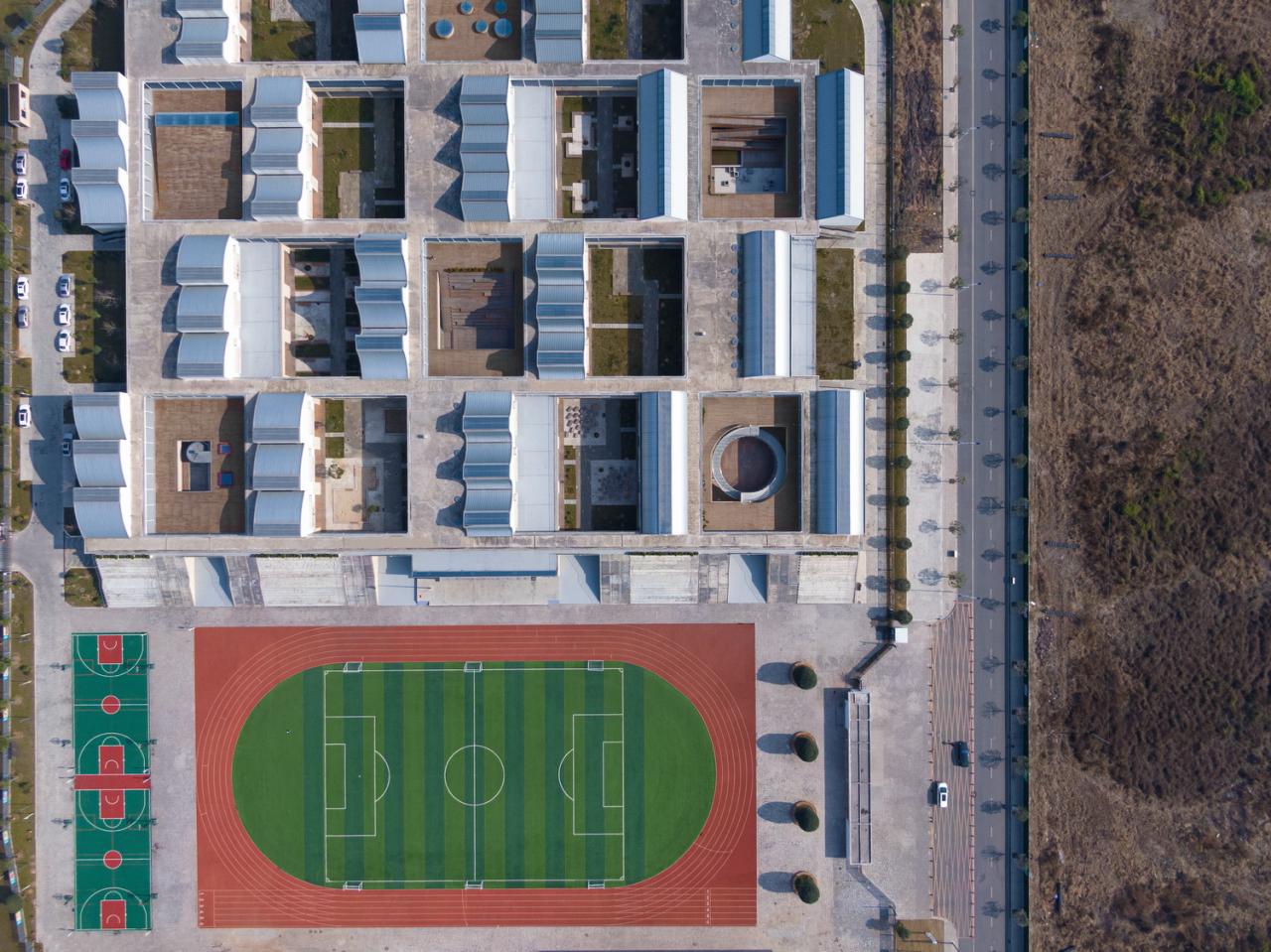 BIM建筑|平行与光的学校——青衣江路小学校 / 迹·建筑事务所(TAO) BIM建筑|平行与光的学校——青衣江路小学校 / 迹·建筑事务所(TAO)
