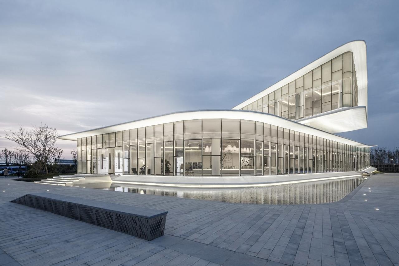 BIM建筑|反重力生长的有机体—洪湖·新滩展示中心 / UA尤安设计 BIM建筑|反重力生长的有机体—洪湖·新滩展示中心 / UA尤安设计