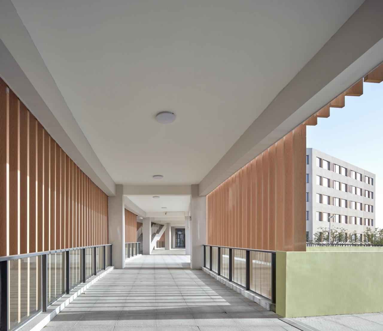 BIM建筑|“时间的容器”——郑州爱华国际学校 / UA尤安设计 BIM建筑|“时间的容器”——郑州爱华国际学校 / UA尤安设计