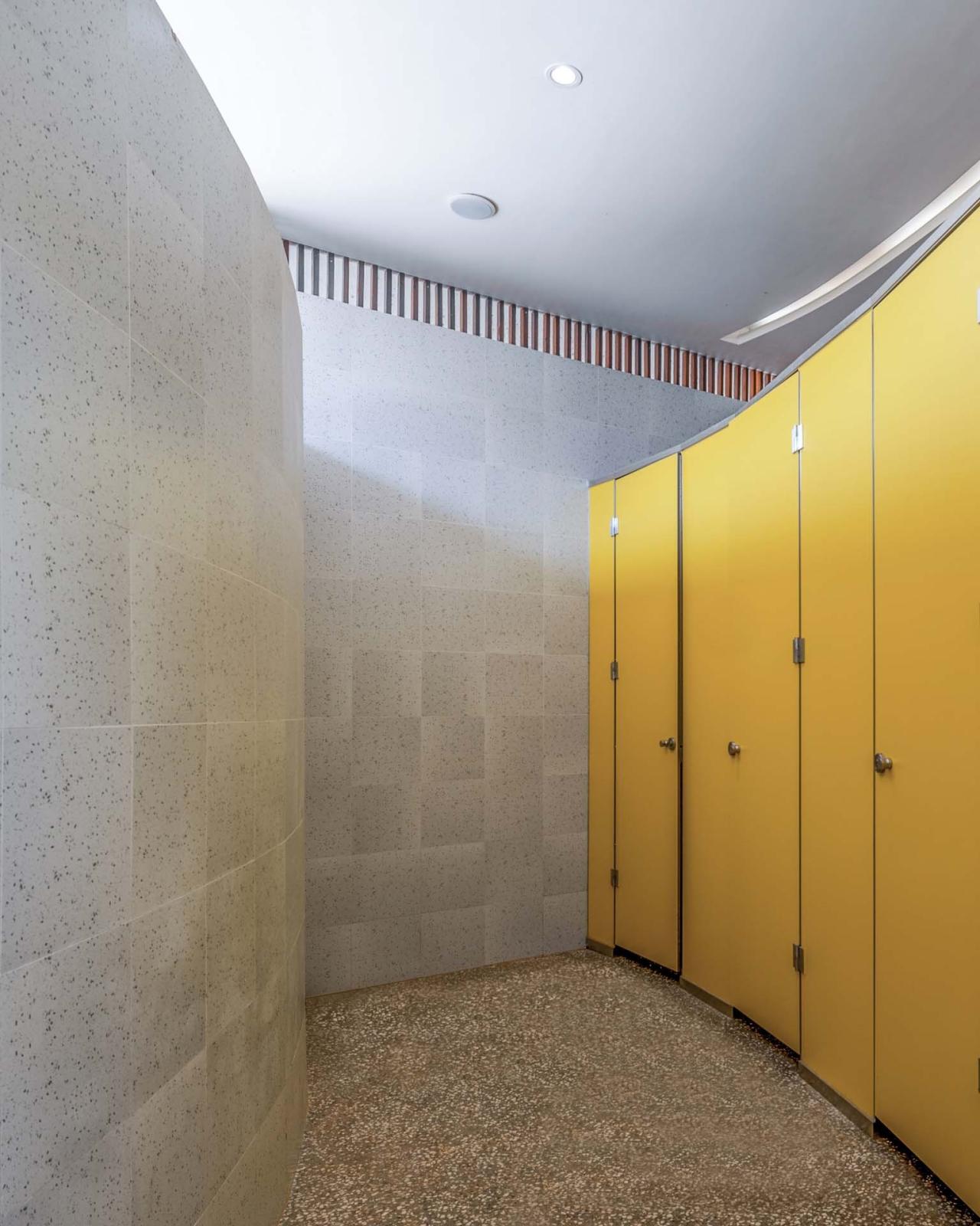 BIM建筑|梁子湖长岭渡口景观公厕 / 原榀建筑 BIM建筑|梁子湖长岭渡口景观公厕 / 原榀建筑