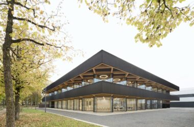 BIM建筑|旋转45度,校园食堂与媒体中心 / wulf architekten-BIM建筑网