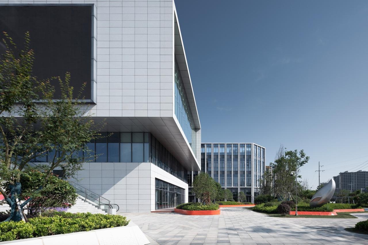 BIM建筑|一站式全民教育综合体:翼立方教育发展中心 / 简和工作室 BIM建筑|一站式全民教育综合体:翼立方教育发展中心 / 简和工作室