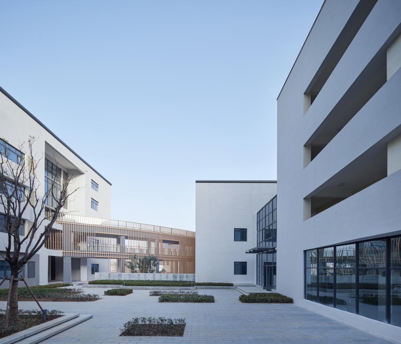 BIM建筑|“时间的容器”——郑州爱华国际学校 / UA尤安设计 BIM建筑|“时间的容器”——郑州爱华国际学校 / UA尤安设计