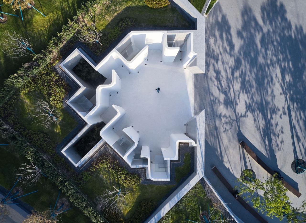 BIM建筑|阿朵小镇公共卫生间 / 栖城设计 BIM建筑|阿朵小镇公共卫生间 / 栖城设计