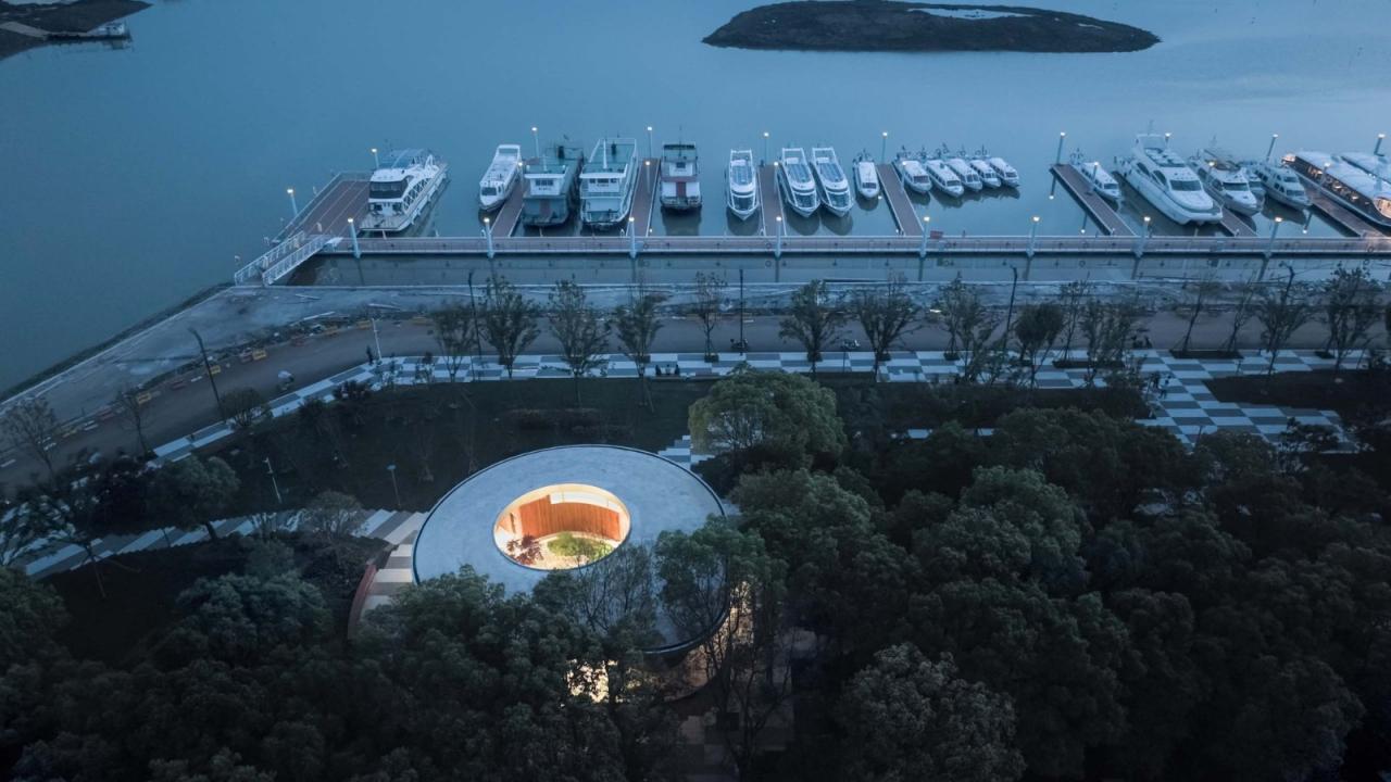 BIM建筑|梁子湖长岭渡口景观公厕 / 原榀建筑 BIM建筑|梁子湖长岭渡口景观公厕 / 原榀建筑