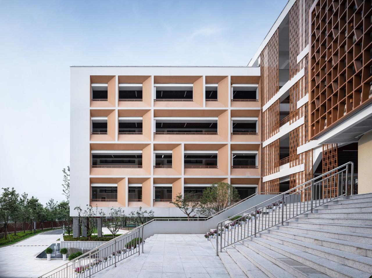 BIM建筑|开放式教育园林——宁波万科潘火实验中学 / UA尤安设计 BIM建筑|开放式教育园林——宁波万科潘火实验中学 / UA尤安设计