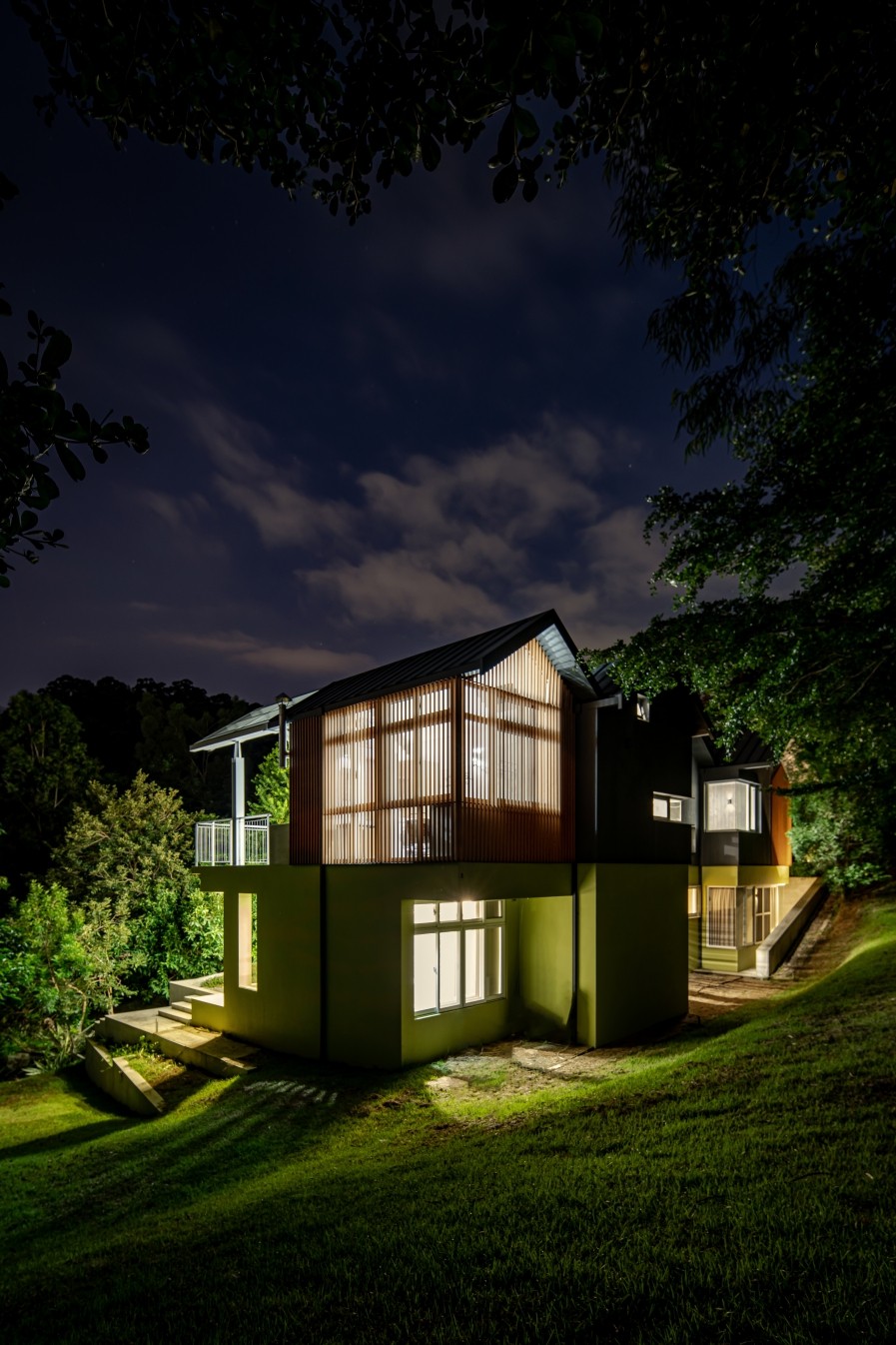BIM建筑|山簷之家 /上滕联合建筑师事务所 BIM建筑|山簷之家 /上滕联合建筑师事务所