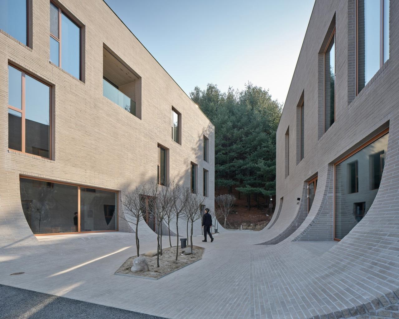 BIM建筑|流水墙体,泰瑞咖啡馆 / NAMELESS Architecture BIM建筑|流水墙体,泰瑞咖啡馆 / NAMELESS Architecture