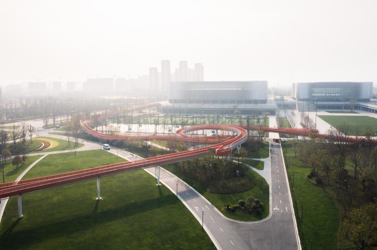 BIM建筑|成都大运会东安湖场馆景观连廊 / 四周建筑 BIM建筑|成都大运会东安湖场馆景观连廊 / 四周建筑