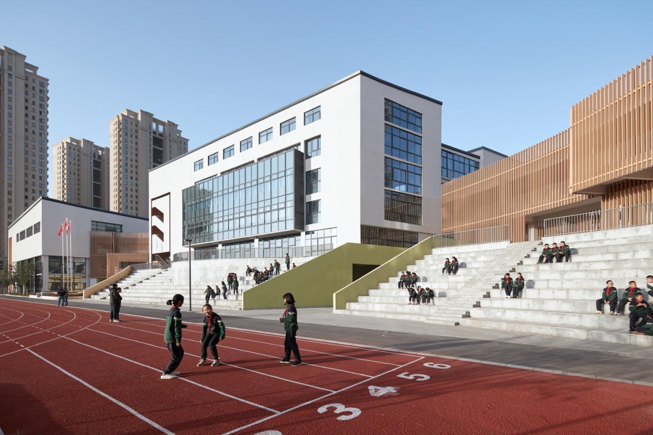 BIM建筑|“时间的容器”——郑州爱华国际学校 / UA尤安设计 BIM建筑|“时间的容器”——郑州爱华国际学校 / UA尤安设计