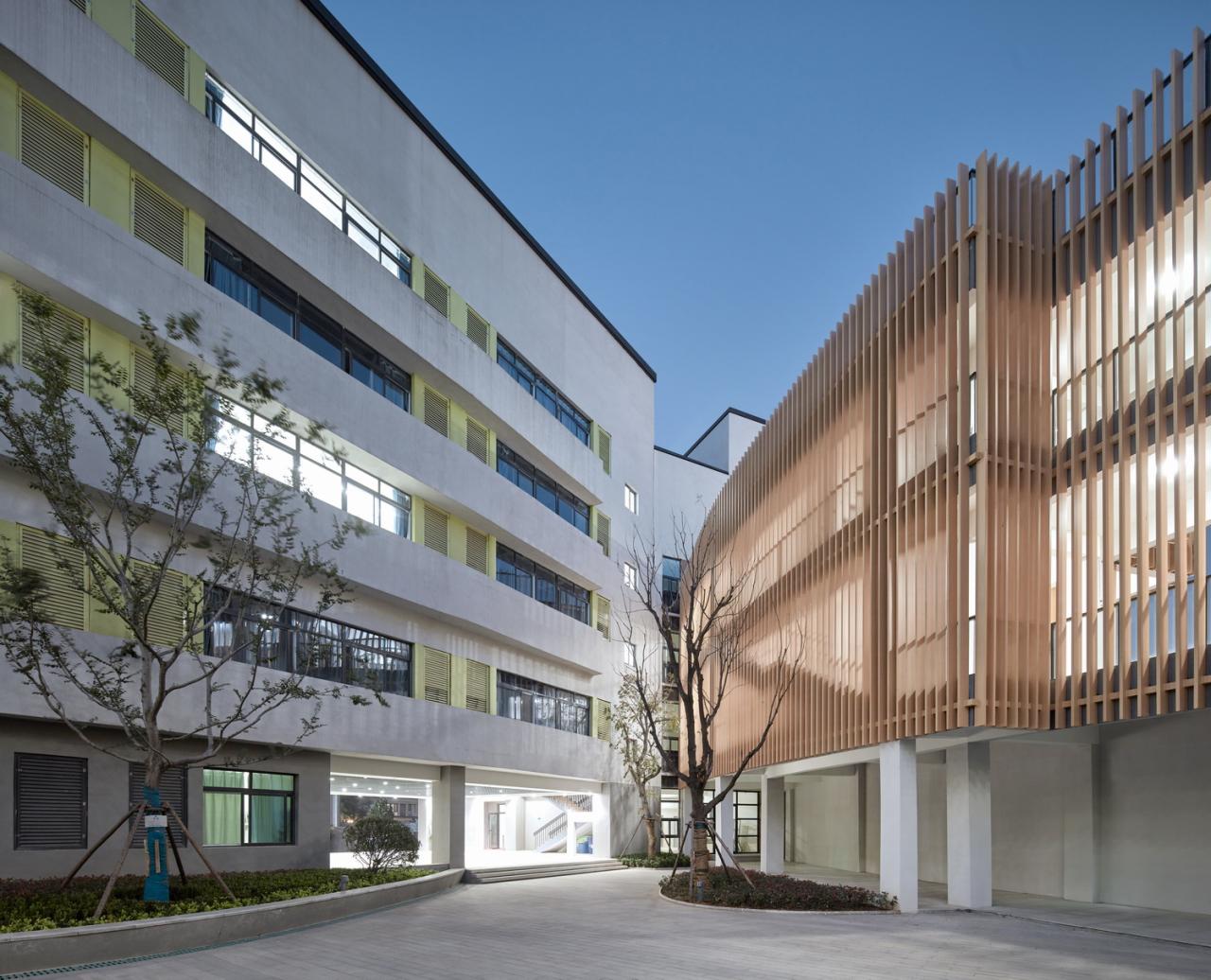 BIM建筑|“时间的容器”——郑州爱华国际学校 / UA尤安设计 BIM建筑|“时间的容器”——郑州爱华国际学校 / UA尤安设计