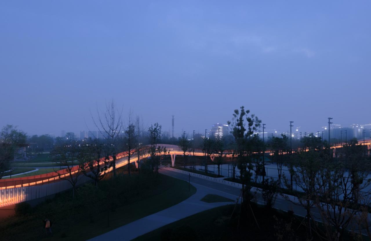 BIM建筑|成都大运会东安湖场馆景观连廊 / 四周建筑 BIM建筑|成都大运会东安湖场馆景观连廊 / 四周建筑