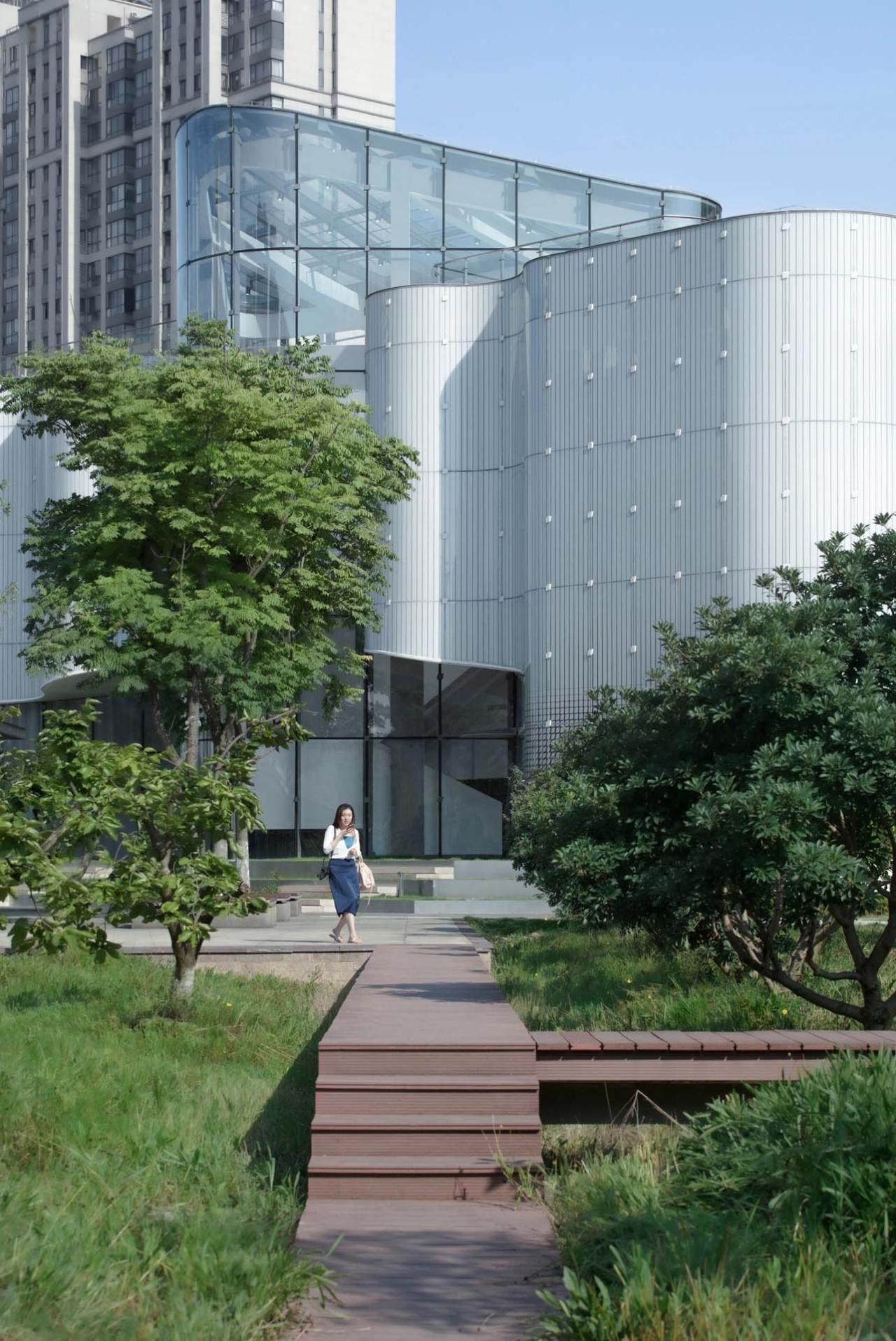 BIM建筑|宁波周尧昆虫博物馆 / 上海秉仁建筑师事务所 + 席地建筑工作室 BIM建筑|宁波周尧昆虫博物馆 / 上海秉仁建筑师事务所 + 席地建筑工作室