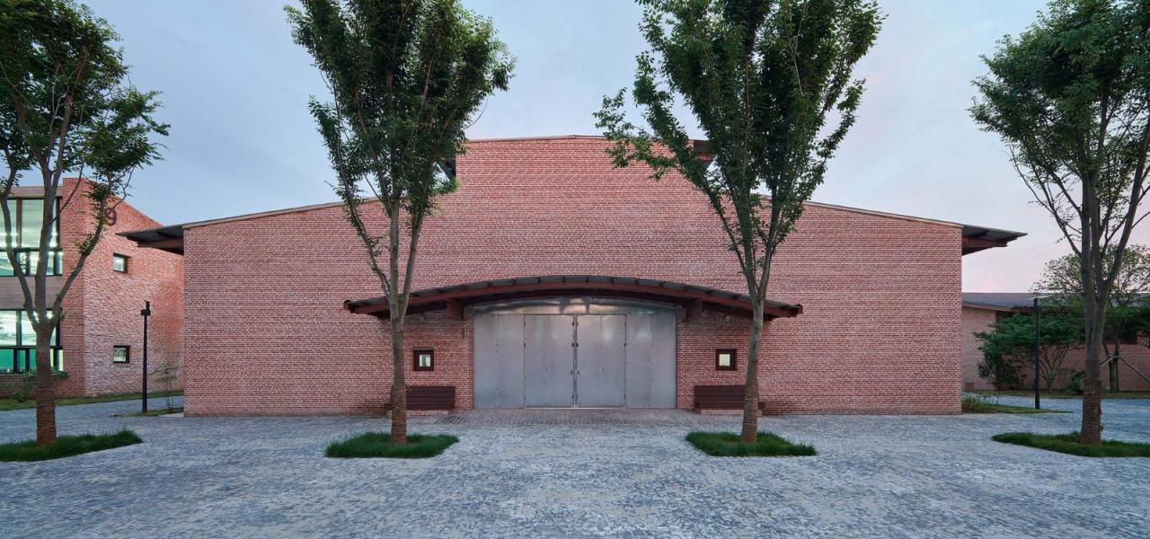 BIM建筑|工坊式的校园:丁蜀成校 / 亘建筑事务所 BIM建筑|工坊式的校园:丁蜀成校 / 亘建筑事务所