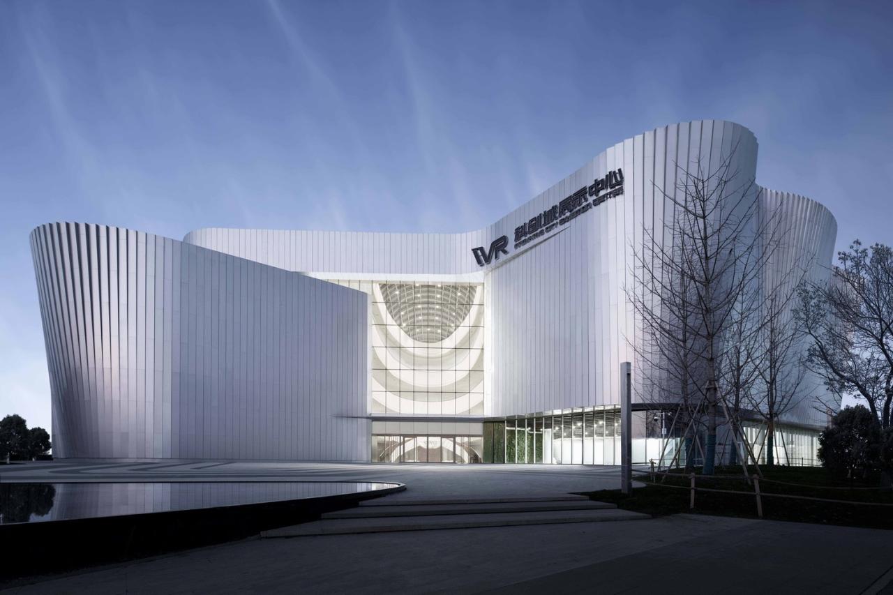 BIM建筑|虚拟之筑的有机新生:南昌VR科创城VR展示中心 / UA尤安设计 BIM建筑|虚拟之筑的有机新生:南昌VR科创城VR展示中心 / UA尤安设计