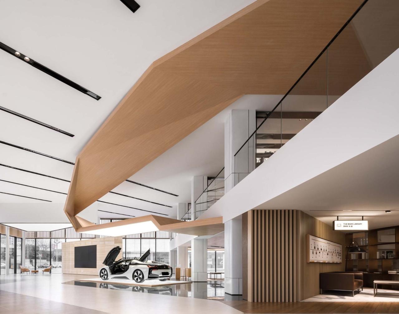 BIM建筑|成都BMW宝马体验中心 / 朱海博建筑设计事务所 BIM建筑|成都BMW宝马体验中心 / 朱海博建筑设计事务所