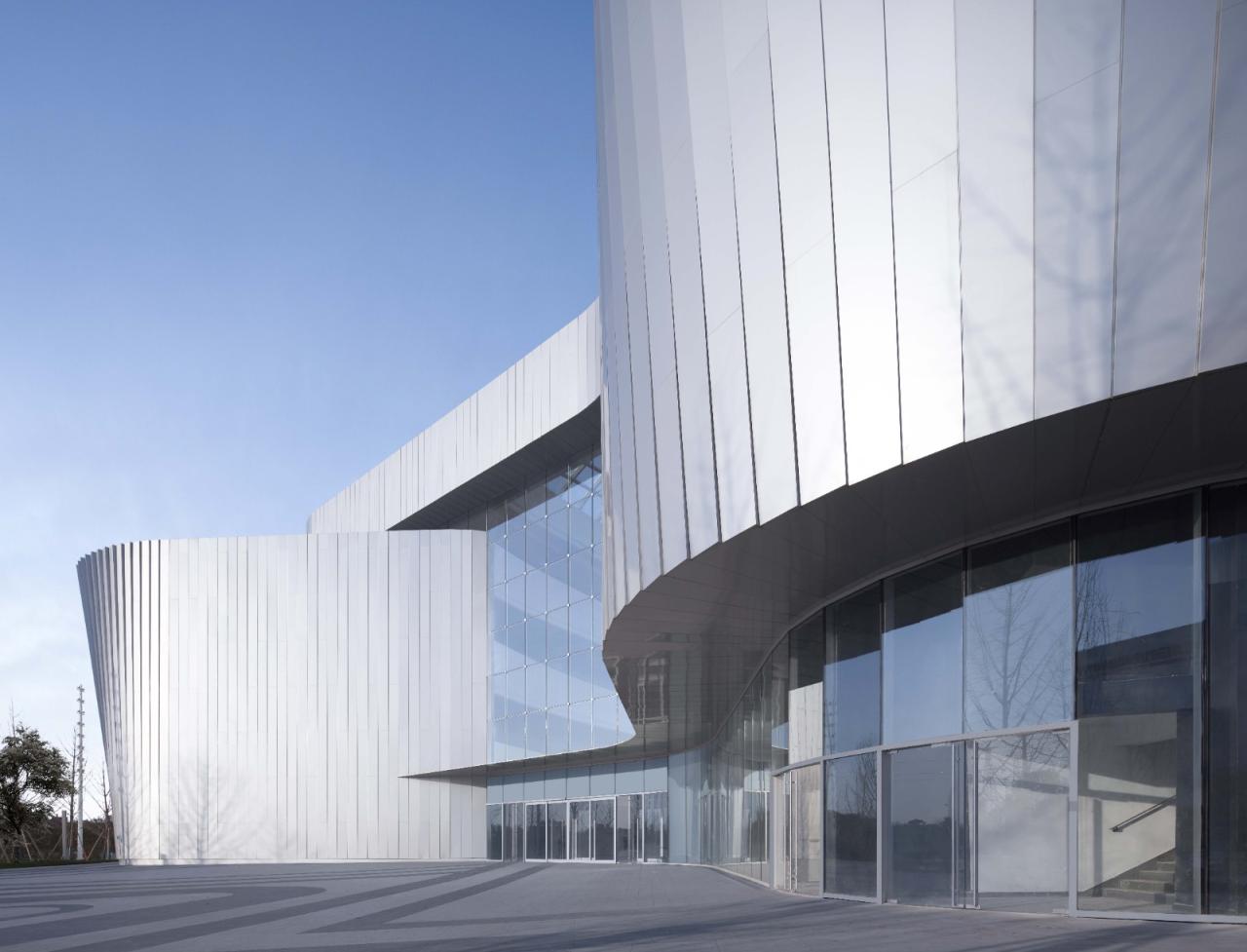 BIM建筑|虚拟之筑的有机新生:南昌VR科创城VR展示中心 / UA尤安设计 BIM建筑|虚拟之筑的有机新生:南昌VR科创城VR展示中心 / UA尤安设计