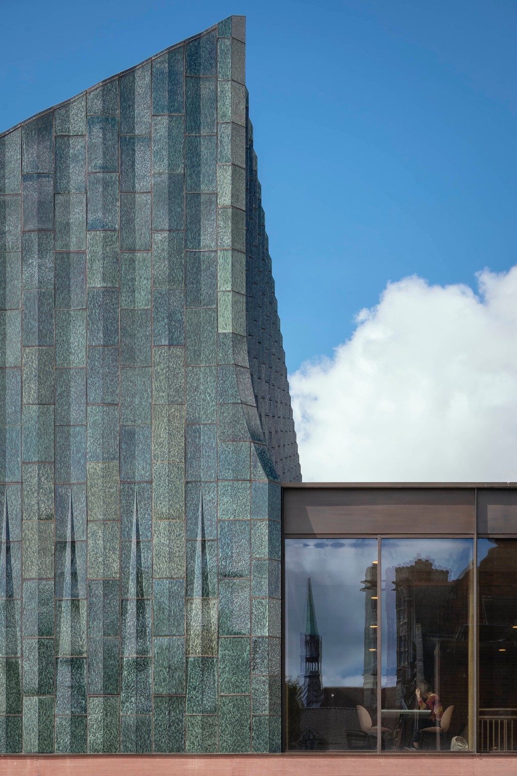 BIM建筑|复古绿釉,剑桥大学食堂 / Feilden Fowles BIM建筑|复古绿釉,剑桥大学食堂 / Feilden Fowles