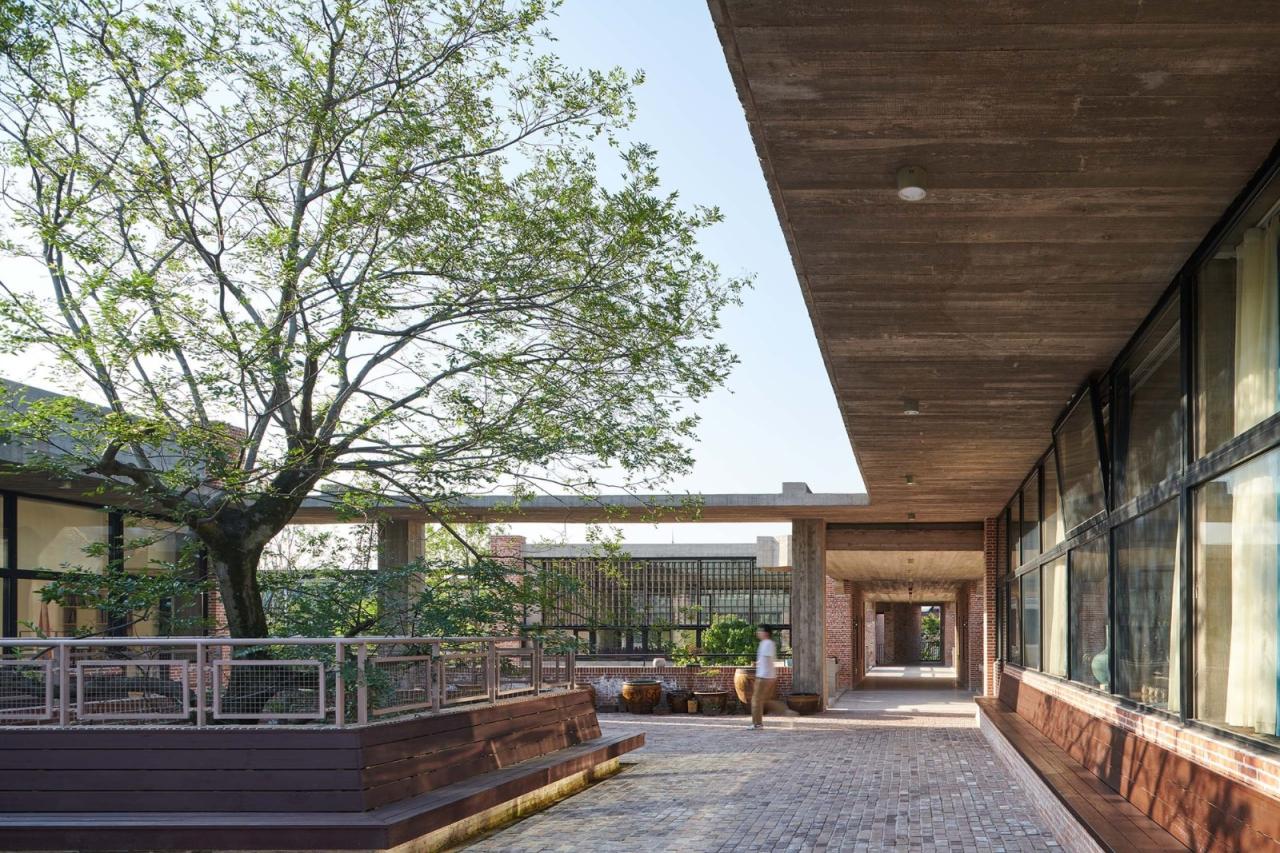 BIM建筑|工坊式的校园:丁蜀成校 / 亘建筑事务所 BIM建筑|工坊式的校园:丁蜀成校 / 亘建筑事务所