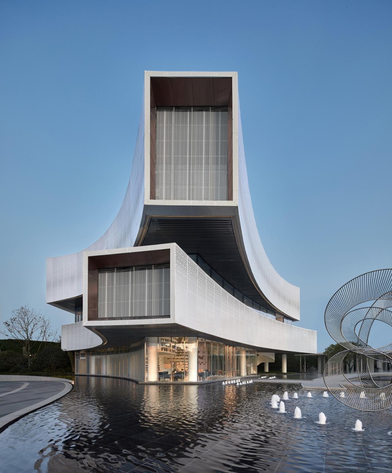 BIM建筑|以可感知温度充盈场所空间:徐州三盛·中城展示中心 / UA尤安设计 BIM建筑|以可感知温度充盈场所空间:徐州三盛·中城展示中心 / UA尤安设计