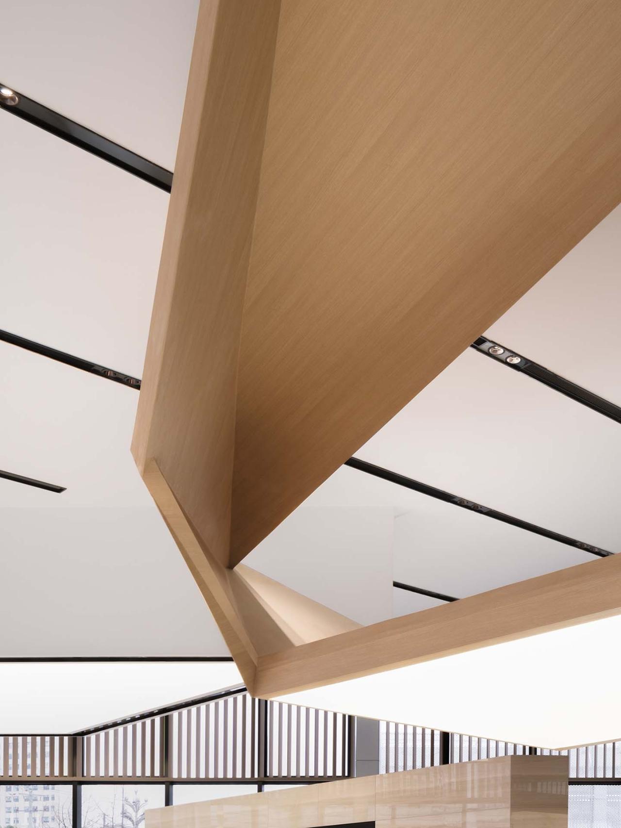 BIM建筑|成都BMW宝马体验中心 / 朱海博建筑设计事务所 BIM建筑|成都BMW宝马体验中心 / 朱海博建筑设计事务所