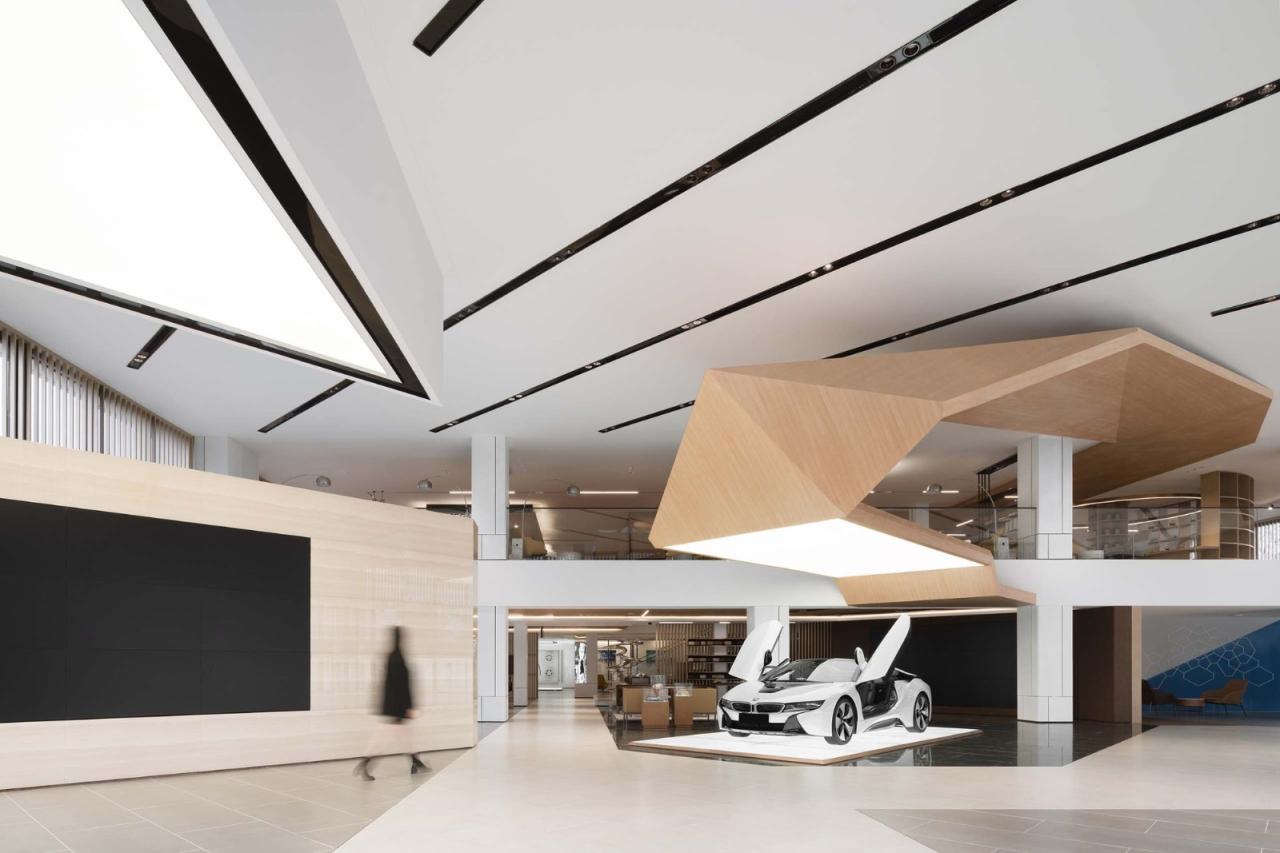 BIM建筑|成都BMW宝马体验中心 / 朱海博建筑设计事务所 BIM建筑|成都BMW宝马体验中心 / 朱海博建筑设计事务所