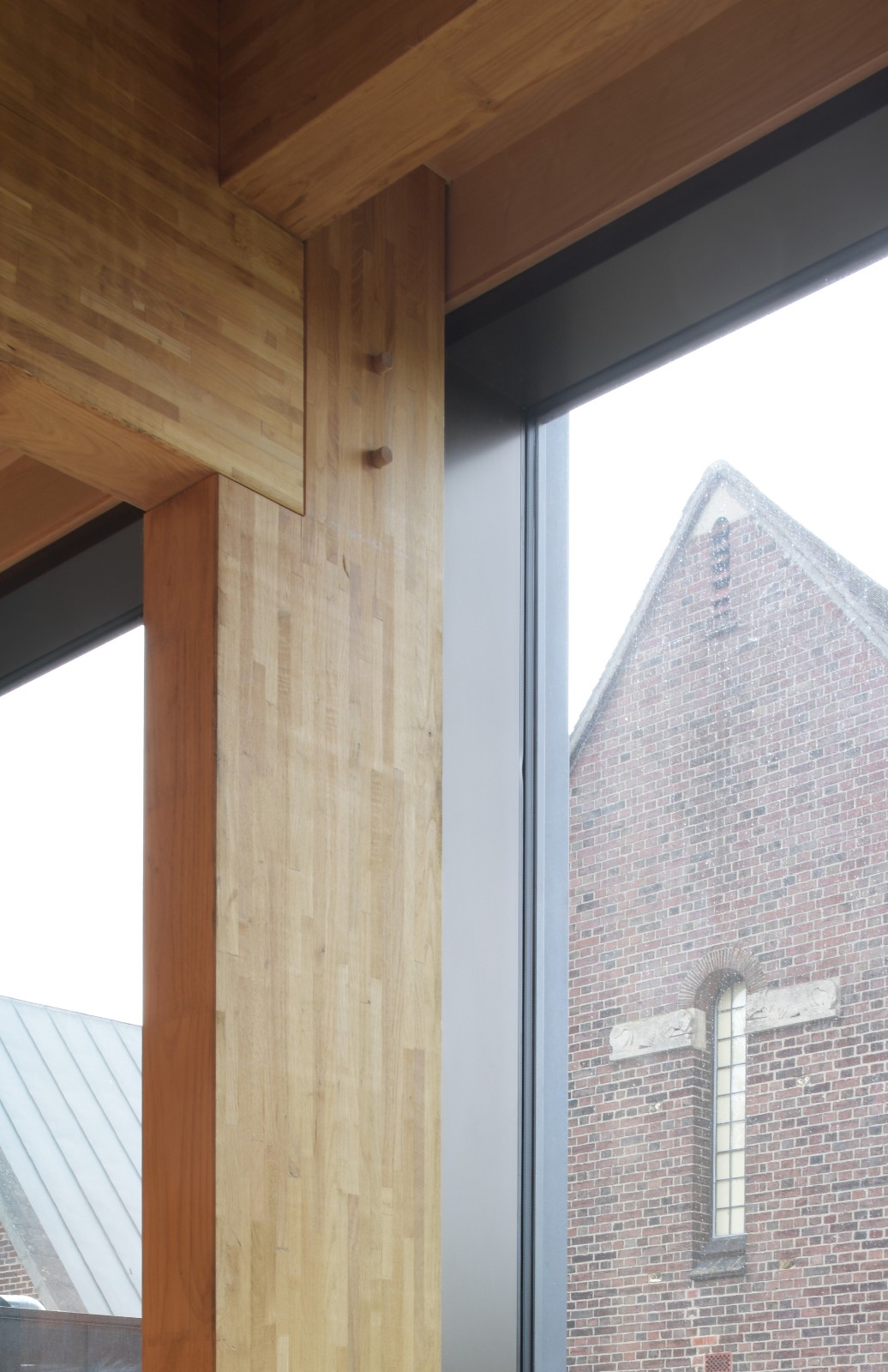 BIM建筑|复古绿釉,剑桥大学食堂 / Feilden Fowles BIM建筑|复古绿釉,剑桥大学食堂 / Feilden Fowles