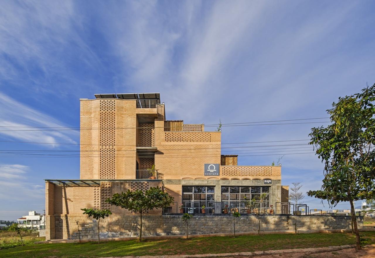 BIM建筑|本土材料与传统工艺,Sunyata 生态酒店 / Design Kacheri BIM建筑|本土材料与传统工艺,Sunyata 生态酒店 / Design Kacheri