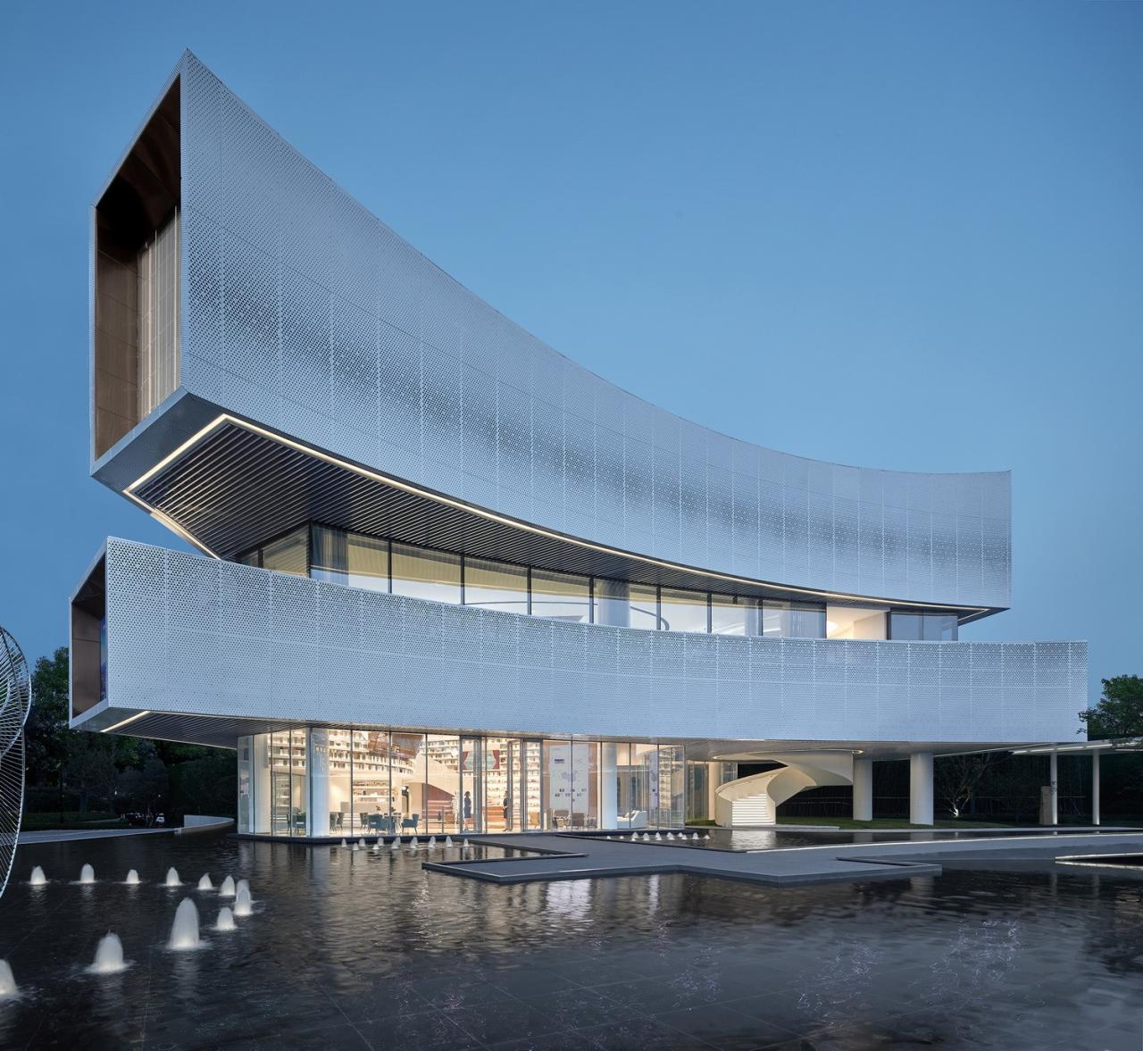 BIM建筑|以可感知温度充盈场所空间:徐州三盛·中城展示中心 / UA尤安设计 BIM建筑|以可感知温度充盈场所空间:徐州三盛·中城展示中心 / UA尤安设计