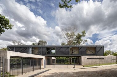 BIM建筑|拼接式住宅:Habka 之家 / Estúdio MRGB-BIM建筑网