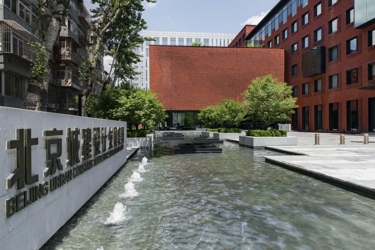 BIM建筑|护城河上的一段记忆迭代:总部办公楼更新 / 北京城建设计发展集团股份有限公司 BIM建筑|护城河上的一段记忆迭代:总部办公楼更新 / 北京城建设计发展集团股份有限公司