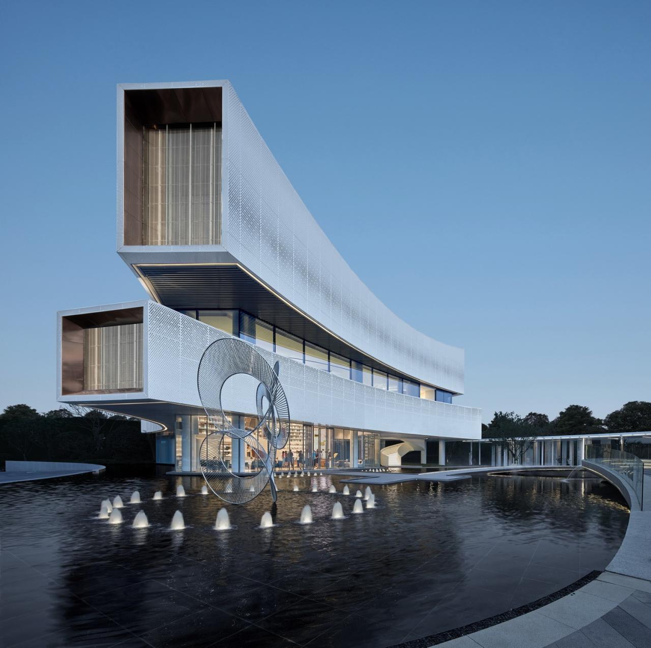 BIM建筑|以可感知温度充盈场所空间:徐州三盛·中城展示中心 / UA尤安设计 BIM建筑|以可感知温度充盈场所空间:徐州三盛·中城展示中心 / UA尤安设计