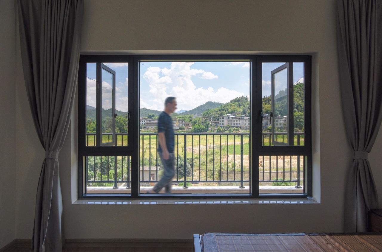 BIM建筑|对话山丘田野,滨河巷21号 / MV建筑工作室 BIM建筑|对话山丘田野,滨河巷21号 / MV建筑工作室