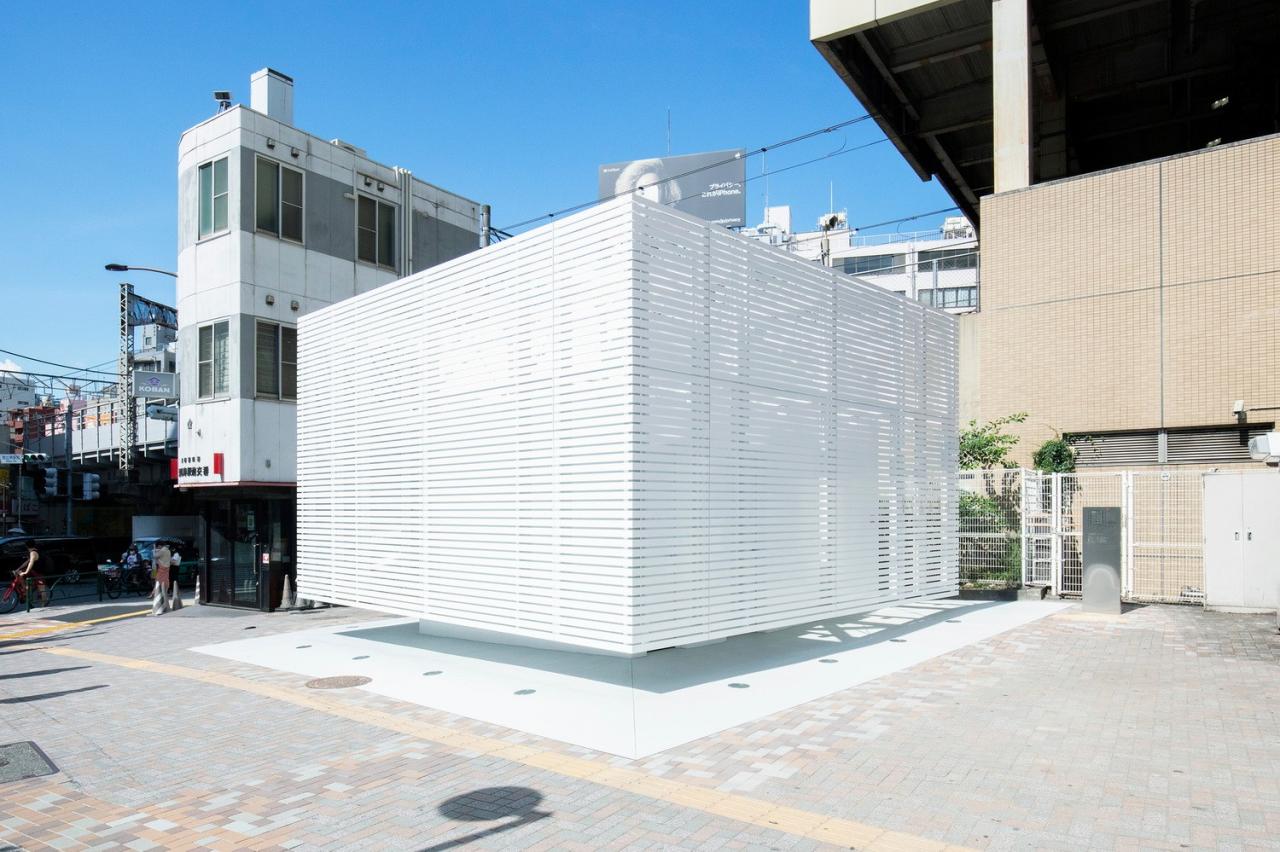 BIM建筑|半透明方块,东京‘纯白’公共卫生间 / SAMURAI BIM建筑|半透明方块,东京‘纯白’公共卫生间 / SAMURAI