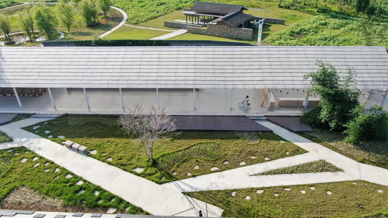 BIM建筑|青龙湖·漂浮种子:自我更新 / 小隐建筑事务所 BIM建筑|青龙湖·漂浮种子:自我更新 / 小隐建筑事务所