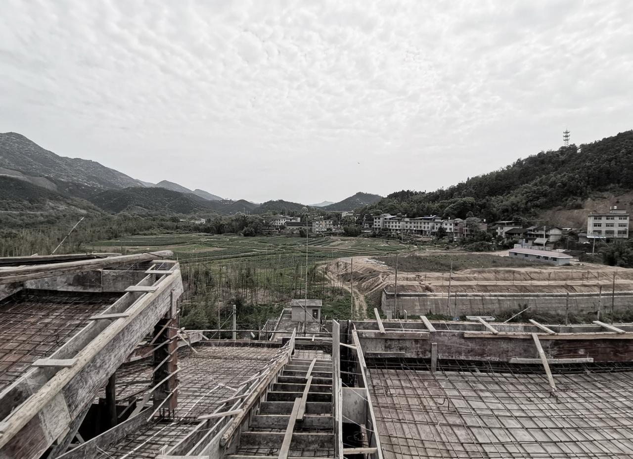 BIM建筑|对话山丘田野,滨河巷21号 / MV建筑工作室 BIM建筑|对话山丘田野,滨河巷21号 / MV建筑工作室