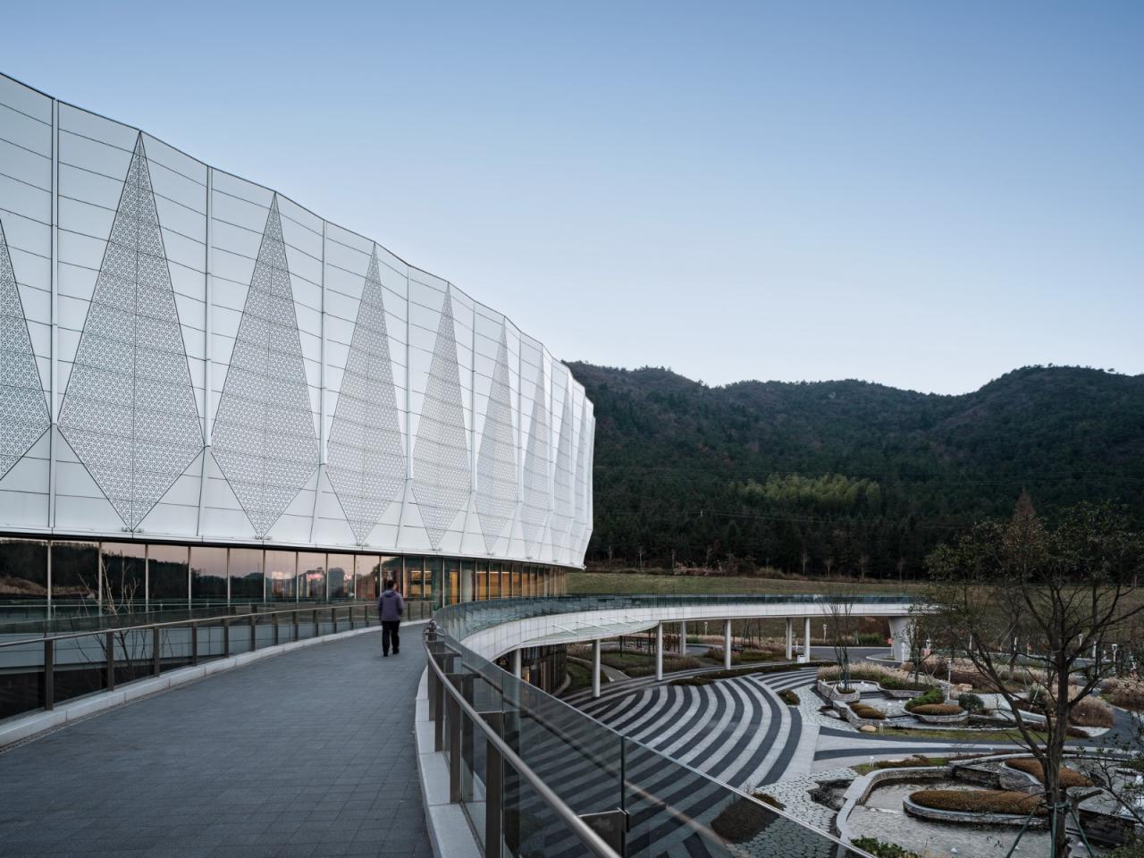 BIM建筑|空间激发运动活力:体育建筑合辑 / goa大象设计 BIM建筑|空间激发运动活力:体育建筑合辑 / goa大象设计