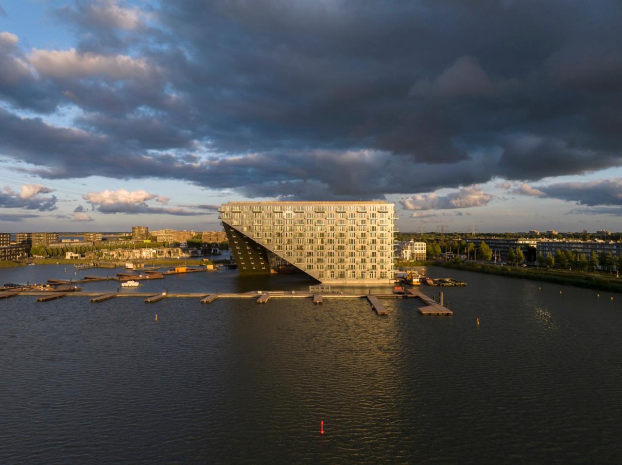 BIM建筑|水上庭院住宅 Sluishuis / BIG + Barcode Architects BIM建筑|水上庭院住宅 Sluishuis / BIG + Barcode Architects